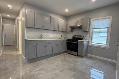 170 Billings Rd #3 1