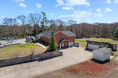 700 Old Fall River Rd 1