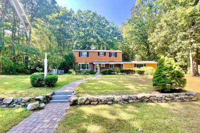 17 Brentwood Rd 1