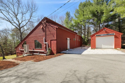 92 Carver Rd 1