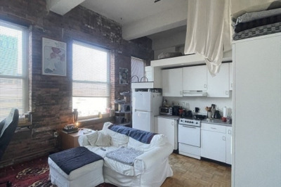 61 Brookline Avenue #301 1