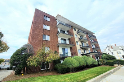 80 Main St #20 1