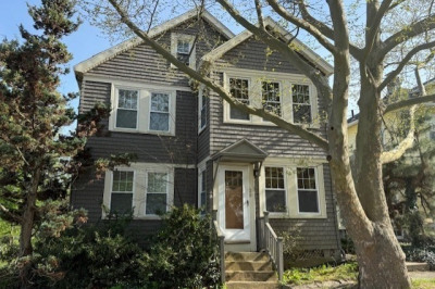28 Maple Street #1A 1