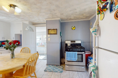 29 Dresser St #1A 1