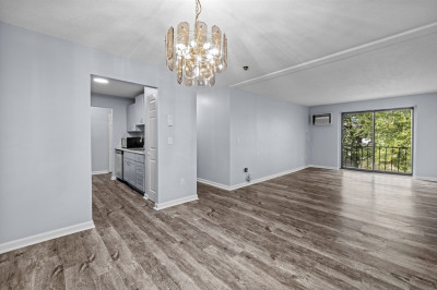 151 King St #308C