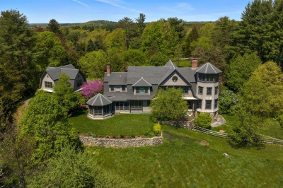 49 Willard Common 1