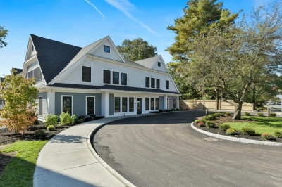 1180 Great Plain Ave #207 1