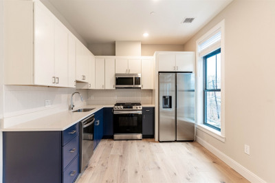 157 Everett St. #301 1