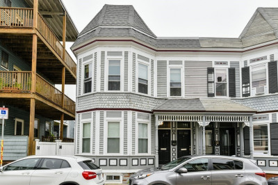 2-4 Monks St #1 1