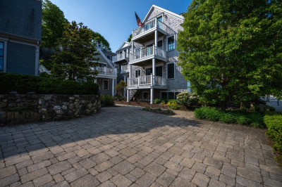 27 Brewster Street #27 1