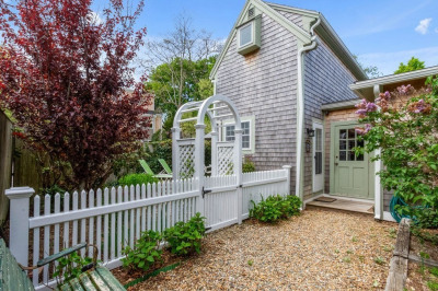 48 Pleasant Street #3 1