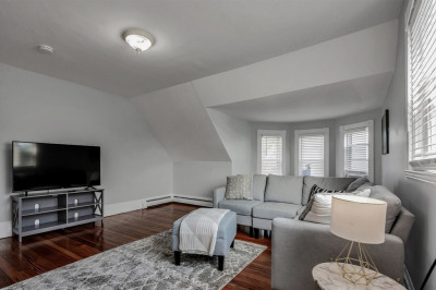 553 Main Street #3 1