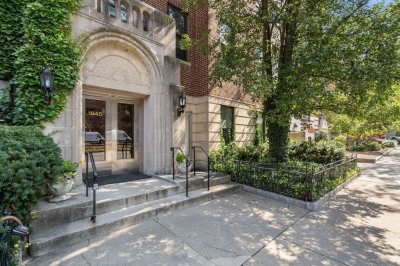 1945 Commonwealth Ave #4 1