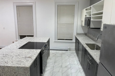 40 Crescent Ave #2 1