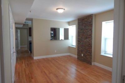 28 Chelsea St #3 1