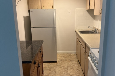 292 Bedford Street #3 1