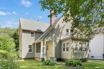 5 Coombs Road 1