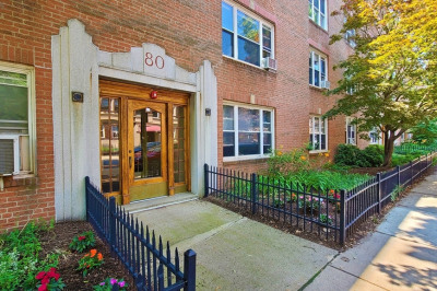 80 Strathmore Rd #8 1