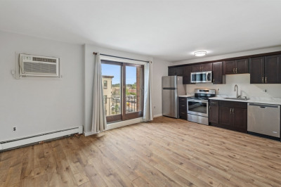 1030 Bennington #15 1