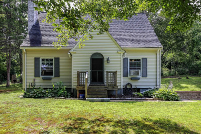 21 Pleasant St