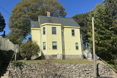 95 Newburg St 1