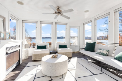 25 Bay St 1