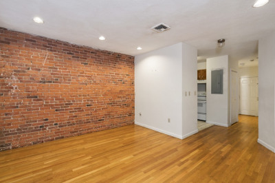 65 Hemenway St #4 1