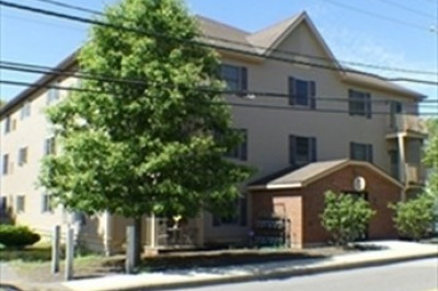 382 Walnut Street #304