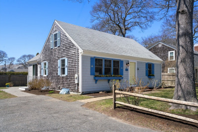 16 Eldona Ave 1