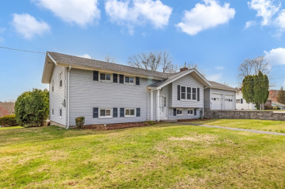 21 Champlain Dr 1