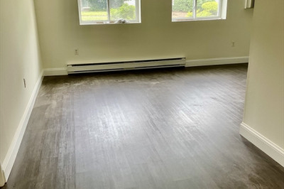 6 Universal St #4 1