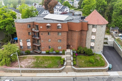 215 Thomas Burgin Pkwy #35 1