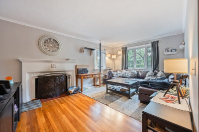 543 Centre St #2 1