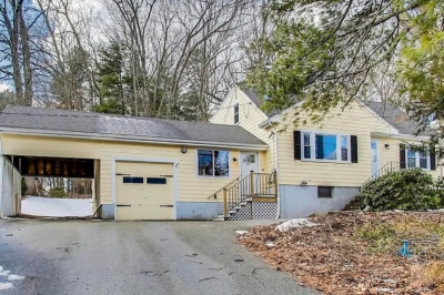 215 Blue Hill Dr 1