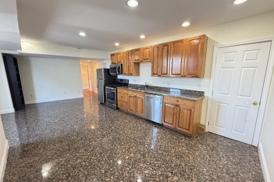 23 Forest St., #Front 1