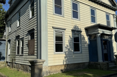 110 8th St 1