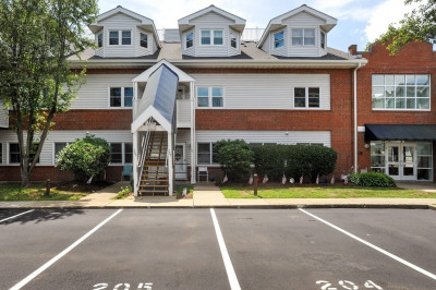 26 School St #205 1