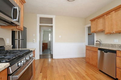 1 Orient Ave #3 1