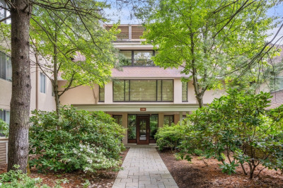 228 Allandale Rd #1A 1