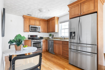 25 Cross St #4 1