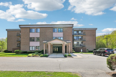 2 Ledgewood Way #25 1