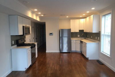 2747 Washington #4 1