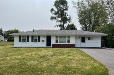 94 Nicholson Drive 1