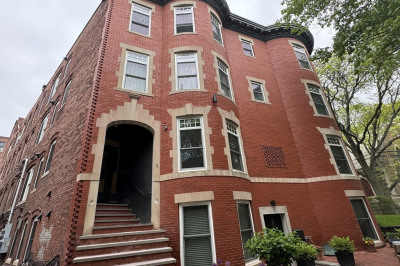 1 Strathmore Road #3 1