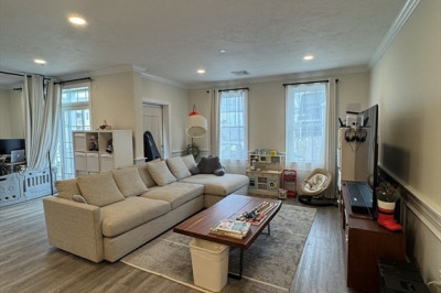320 Middlesex Ave #B301 1