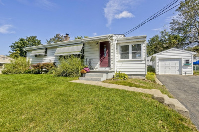 19 Dennis St 1