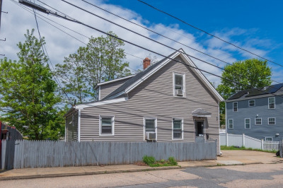 52 Luna St 1