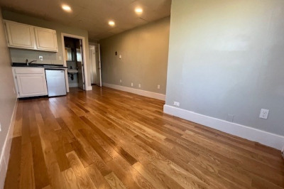 399 Marlborough #16 1