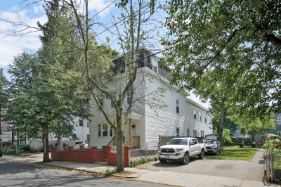 22 Bartlett St 1