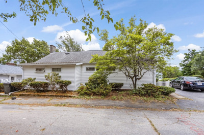 53 Riverbank Rd 1